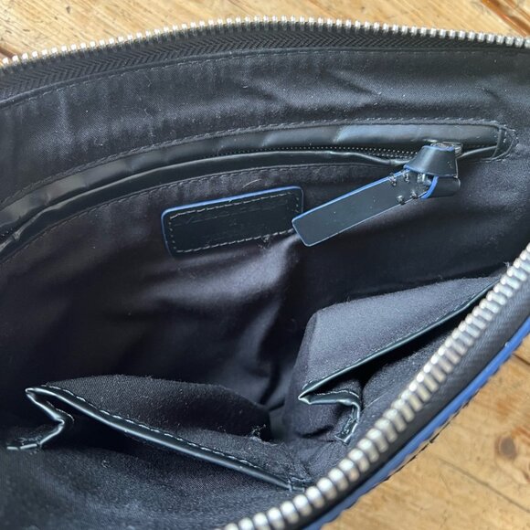 Mackage "Nomad" Convertible Shoulder Bag Purse - Picture 5 of 9